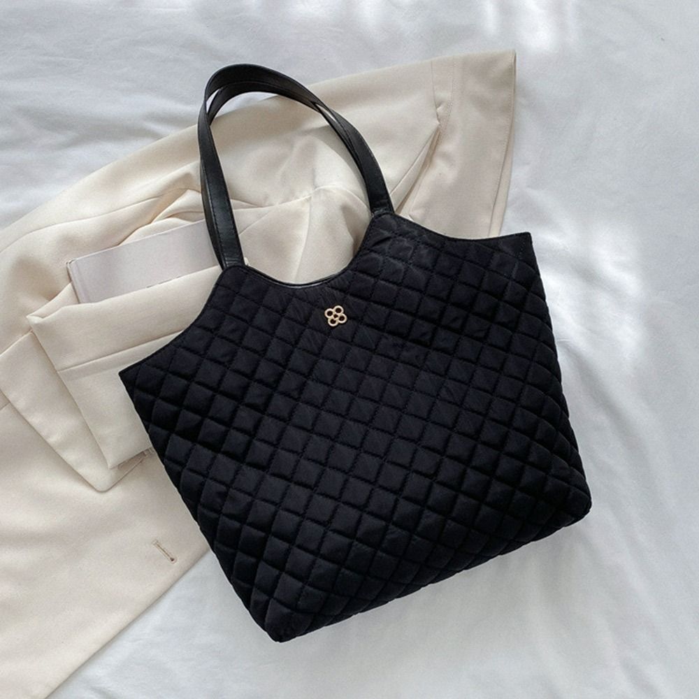 حقائب مبطنة تحت الإبط ، حقائب  - مراجعة Luxury Quilted Bags وسعره