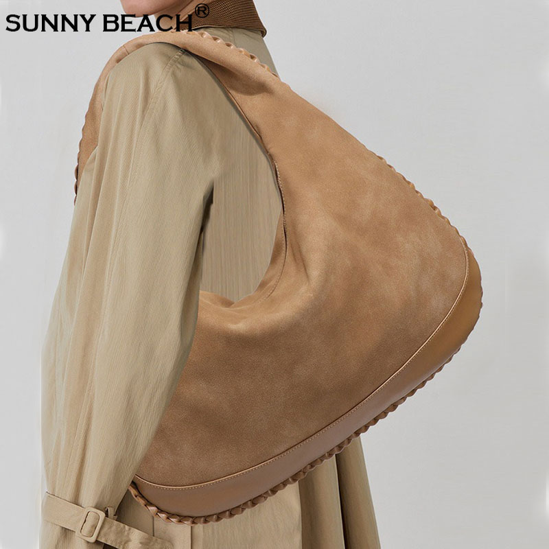حقيبة كتف عصرية ذات سعة كبيرة  - مراجعة Half Moon Bag Suede وسعره