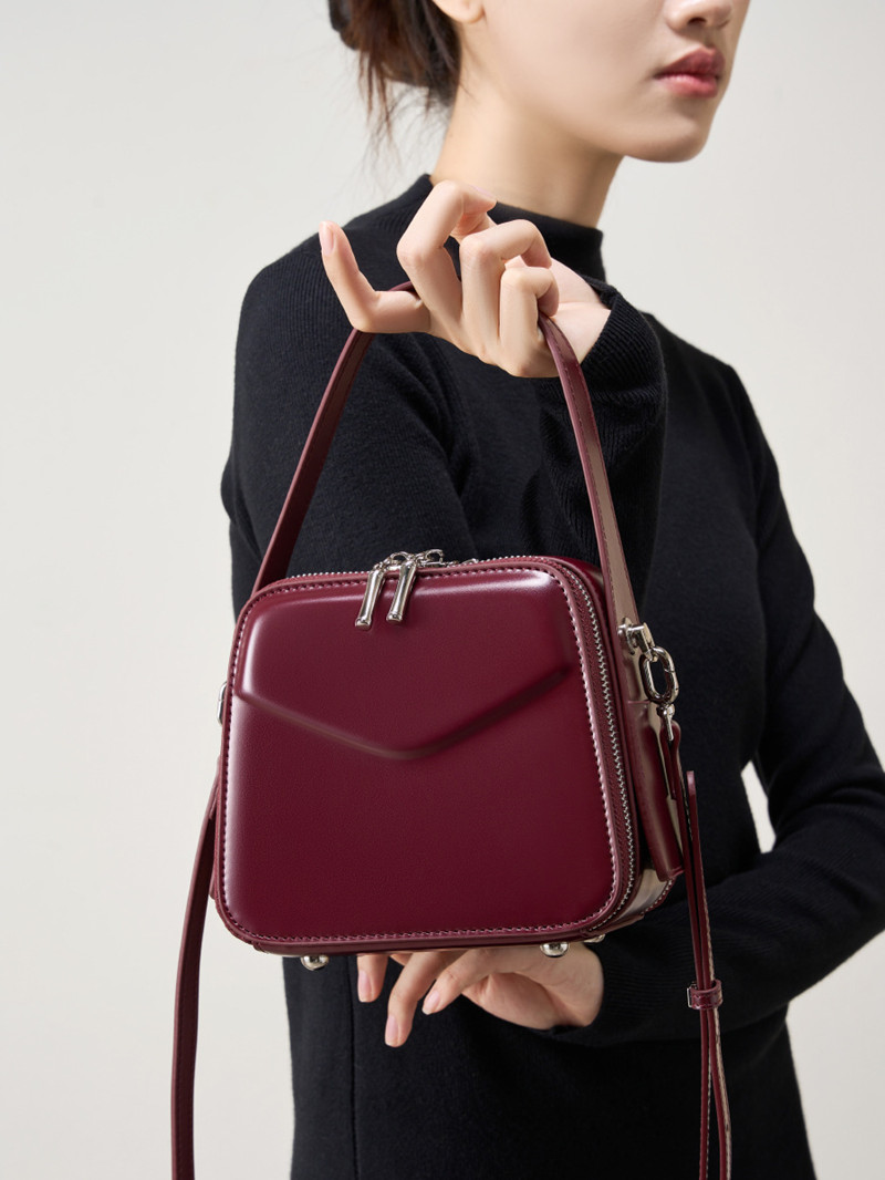 2025 أنثى فاخرة مصمم جودة عالي - مراجعة Luxury Bag Collection وسعره