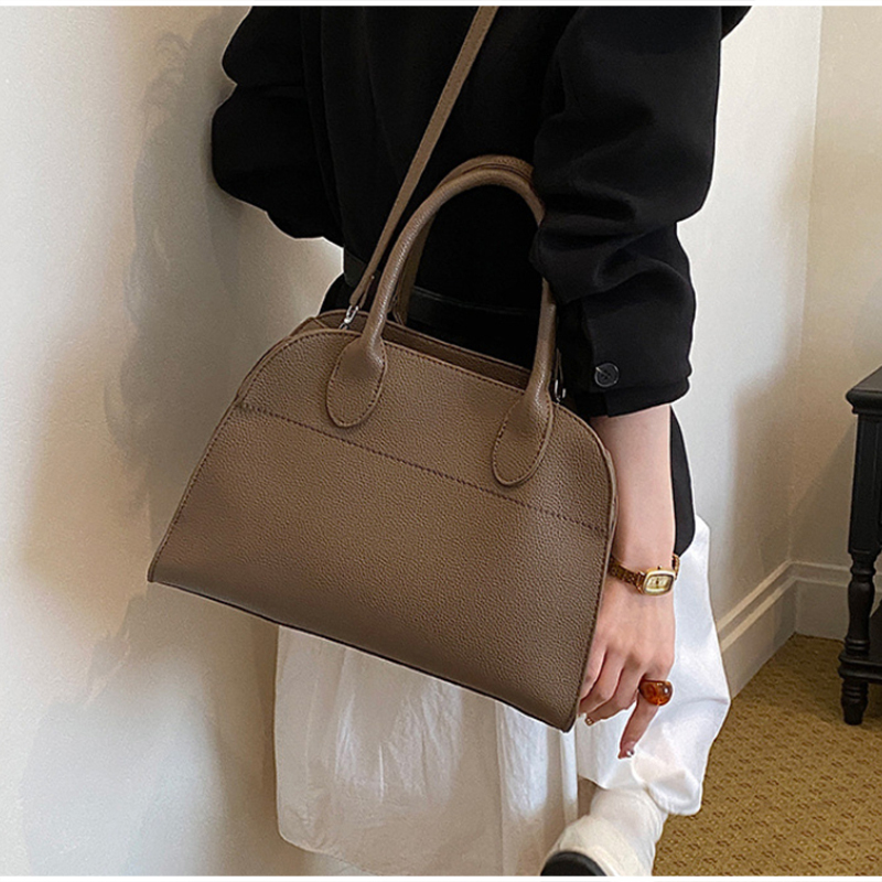 حقيبة يد نسائية فاخرة من الجلد - مراجعة Luxury Bags Big وسعره