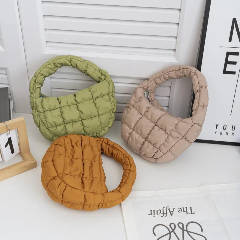 حقائب كتف مبطنة للنساء ، حقائب - مراجعة Luxury Quilted Bags وسعره