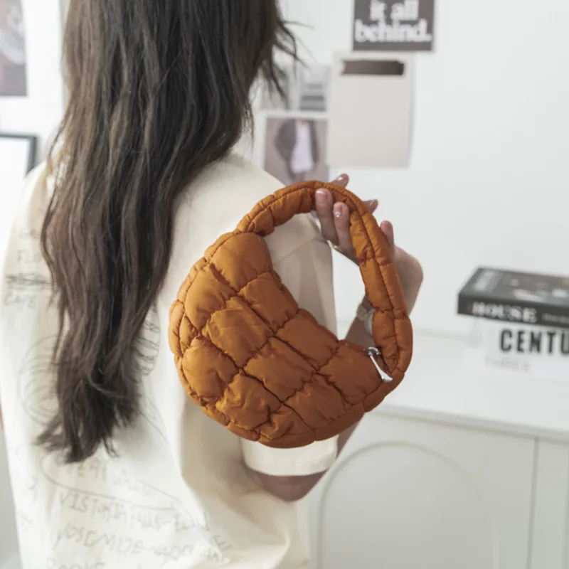 حقائب كتف مبطنة للنساء ، حقائب - مراجعة Luxury Quilted Bags وسعره