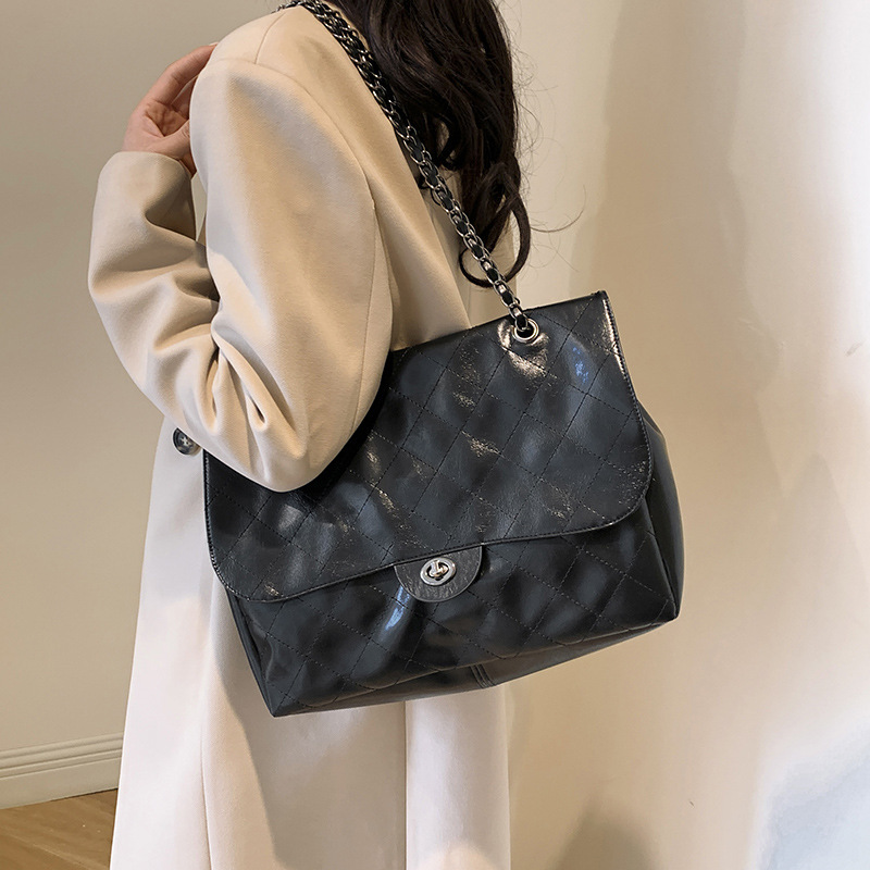 حقيبة ذات سعة كبيرة للنساء، حق - مراجعة Luxury Quilted Bags وسعره