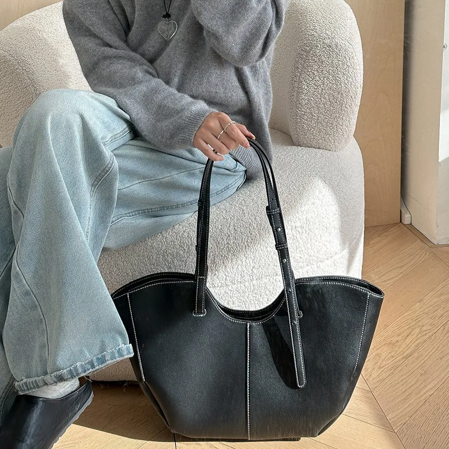 حقيبة يد نسائية كلاسيكية ذات س - مراجعة Luxury Bags Big وسعره